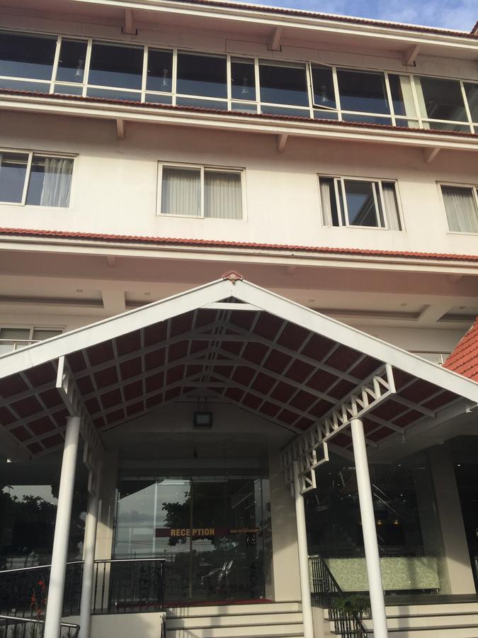 Sea Queen Hotel Kozhikode Zewnętrze zdjęcie