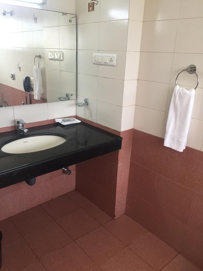 Sea Queen Hotel Kozhikode Zewnętrze zdjęcie
